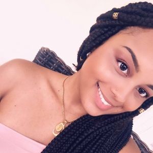 Meet your Posher, Luz